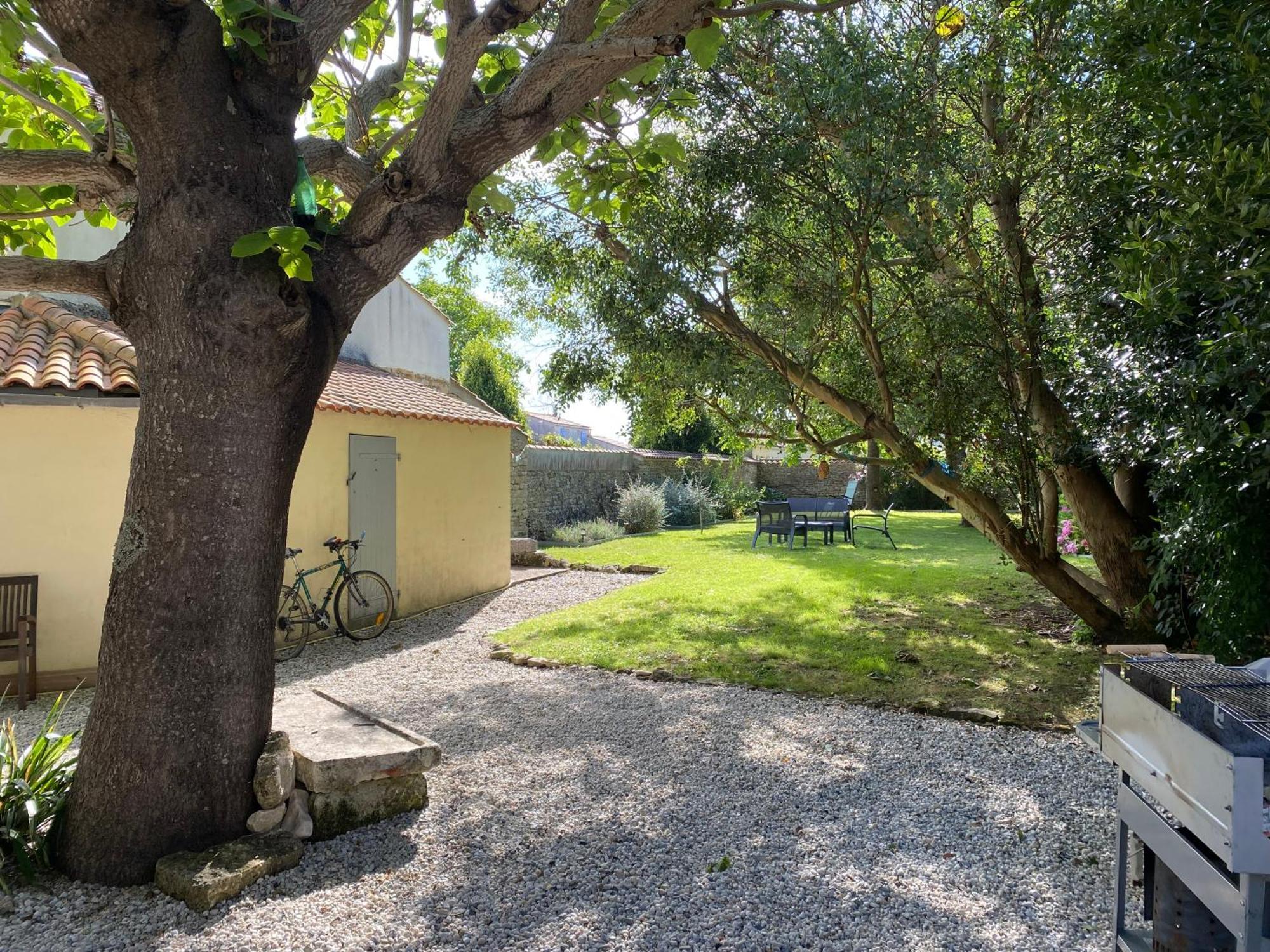 Villa Paulownia - A 1,2Km Des Plages - Tout Confort Au Coeur Du Bourg 자르-쉬르-메르 외부 사진